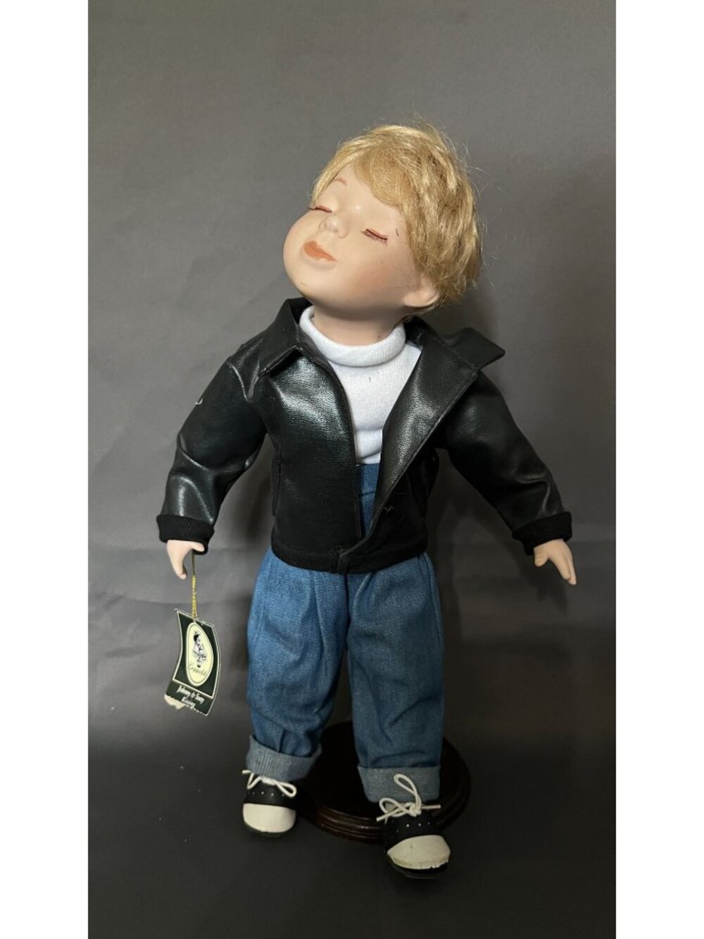 Geppeddo Johnny & Suzy Kissing Porcelain Doll Boy In Faux Leather Jacket & Jeans